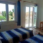 In By Sandy Apartment
