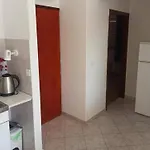 Apartment In By Sandy *