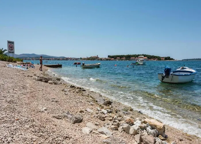 In By Sandy Apartman *